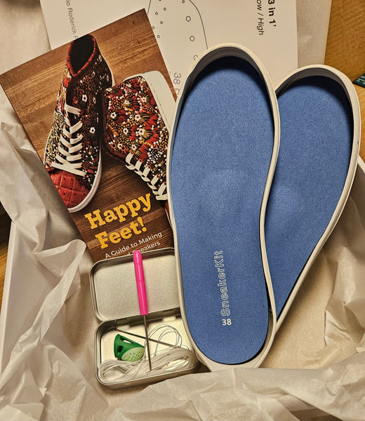 Happy Feet Quilted Sneaker Workshop with Joan Radell of Bucklebeebags