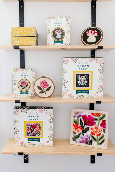 Pink Daisy Punch Needle Kit