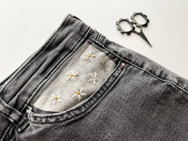 Small flower scissors, tiny needlecraft scissors