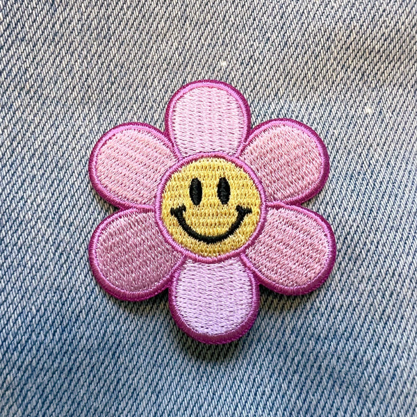 Smiley Daisy Patch