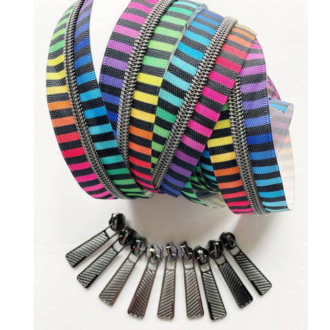 Colorful Stripe Continuous Zipper Tape with Gunmetal Teeth