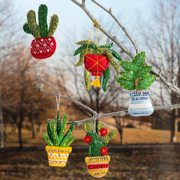 Bucilla Holiday Houseplants Felt Ornament Kit set of 6