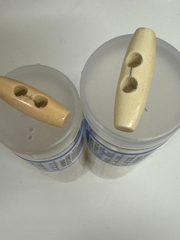 Dill Buttons Wooden Toggle button