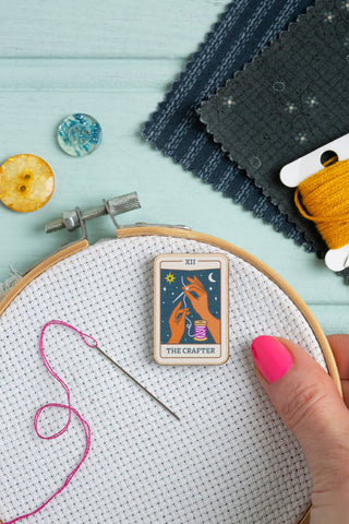 Tarot Card Needle Minder | Gift for Crafters