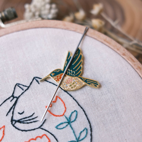 Hummingbird Needle Minder