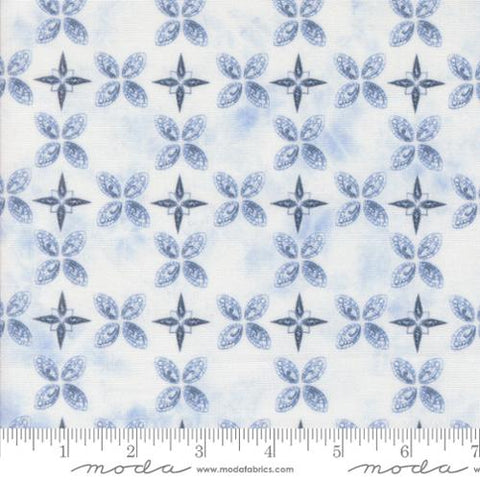 North Star Blenders Shibori in Frost -- Winter Chill by Debbie Maddy-- Moda Fabrics