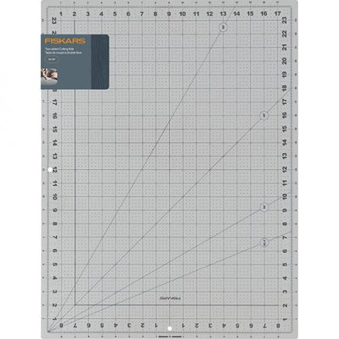 Cutting Mat DIY 18x24 Two Sided -- Fiskars