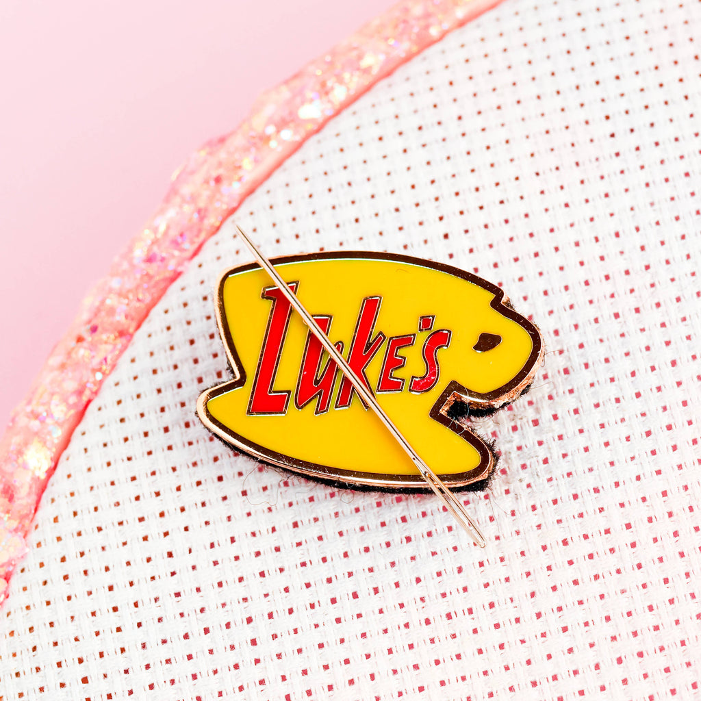 Coffee Cup Needle Minder Magnet