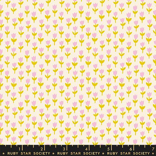 Tulips 30's and Retro Floral Blender in Natural -- 1 800 Calico by Alexia Abegg -- Ruby Star Society -- Moda Fabric