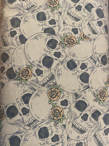 Avalana Sweat Skulls & Roses --- Stof A/S Fabrics