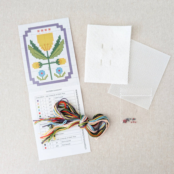 Framed Florals Tulip Cross Stitch Kit