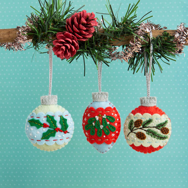 Christmas Baubles Felt Craft Kit | Christmas Craft Kit