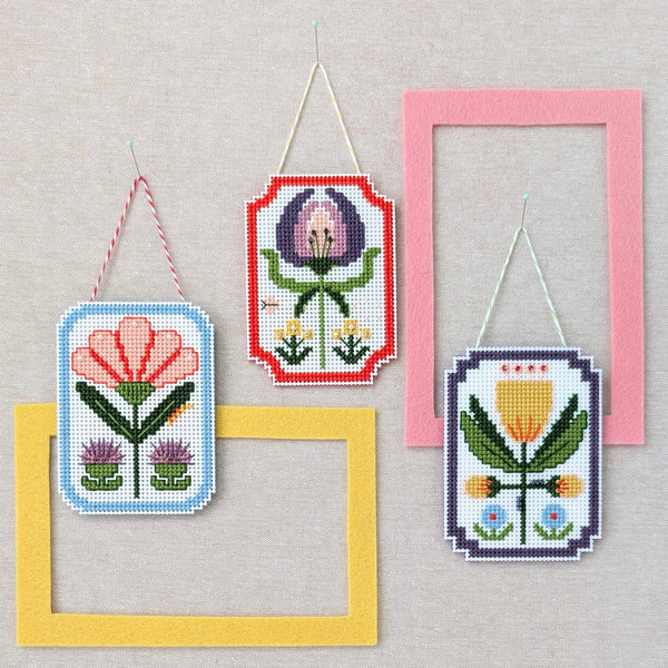 Framed Florals Crocus Cross Stitch Kit