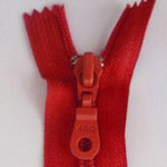22" Zipper, Barberry, Closed Bottom